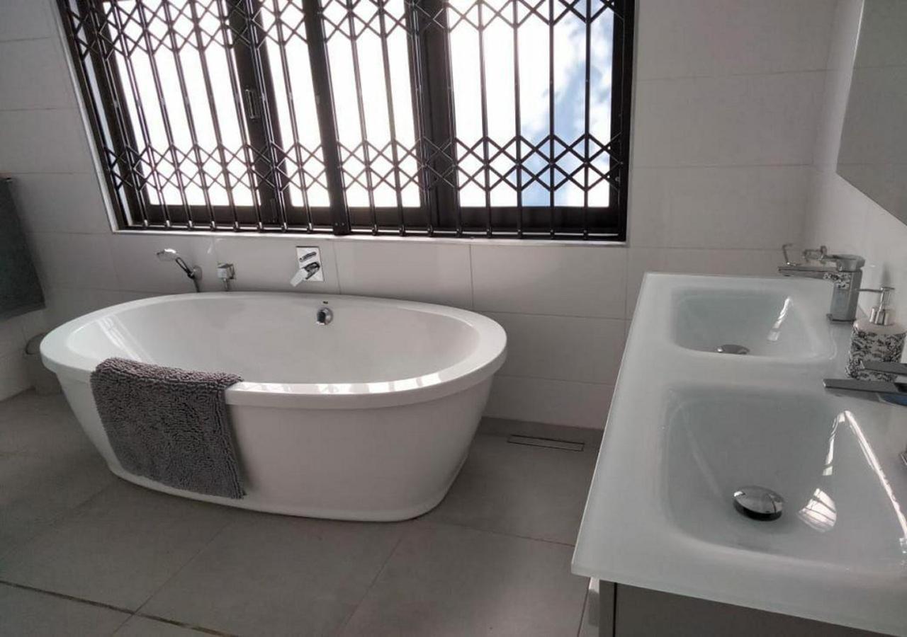 Camroshell Hotel Hogsback Bagian luar foto